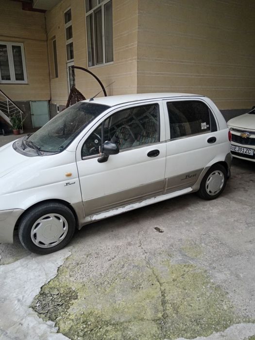 Srochna Matiz best 2011 sotiladi holati yaxshi