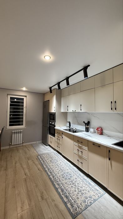 Продается 3 х комнатная квартира