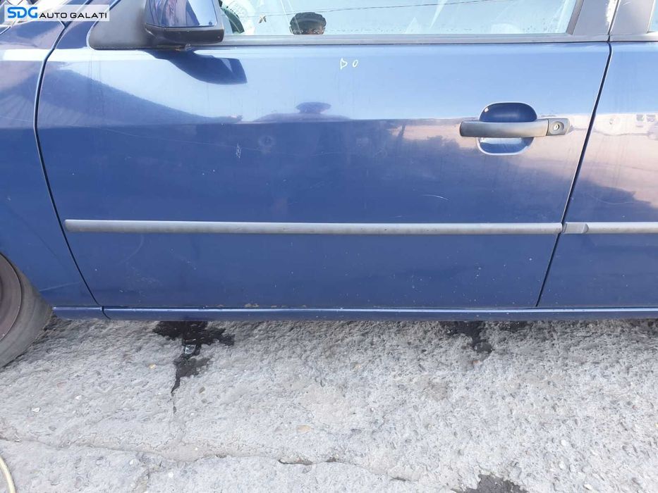 Usa Usi Portiera Portiere Stanga Fata Dezechipata cu Defect Ford Mondeo MK 3 2001 - 2007 Culoare D0