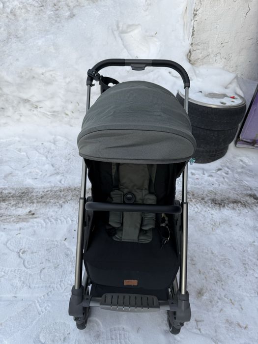 Коляска детская б/у в отличном состоянии