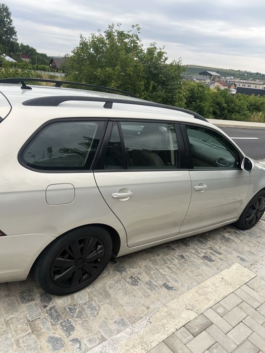 VOLKSWAGEN Golf 2011 — imagine 4