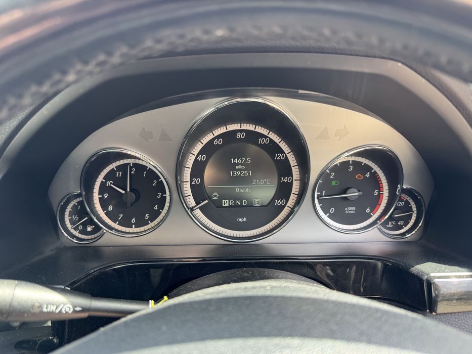 Mercedes E class volan drepta