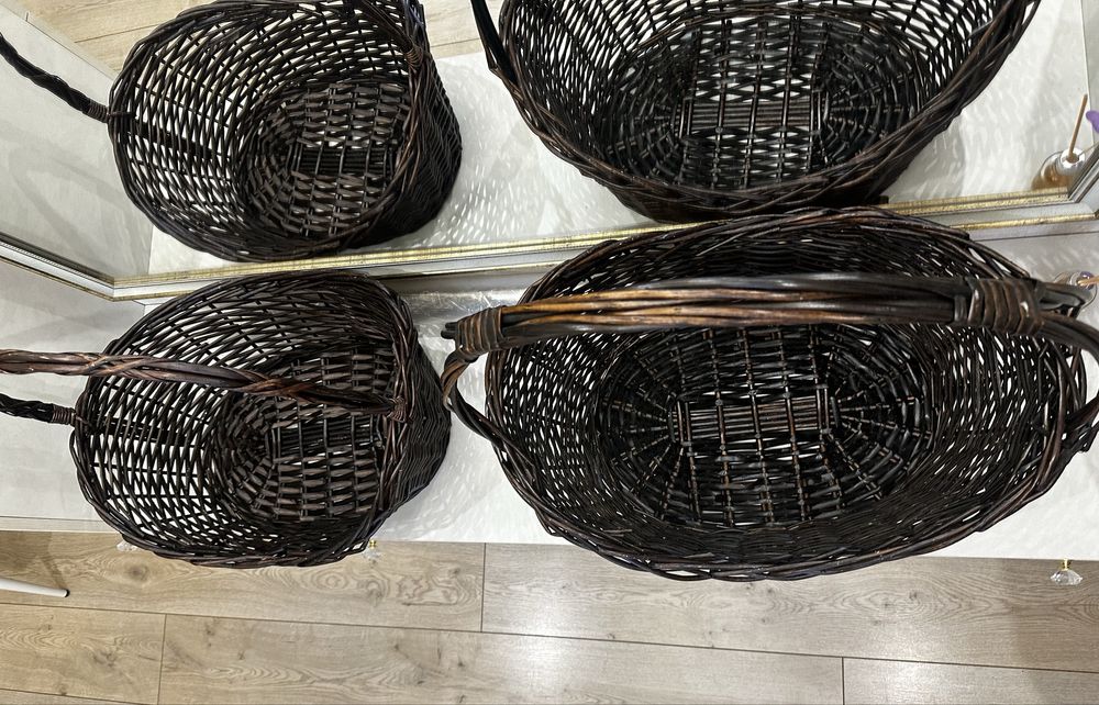 Корзины темно-коричневые