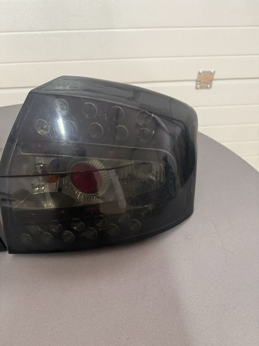 Диодни стопове AUDI A4 седан () - черни