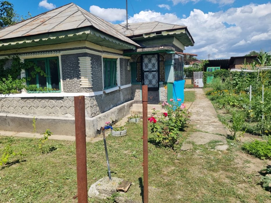 Casă de vânzare (URGENT)