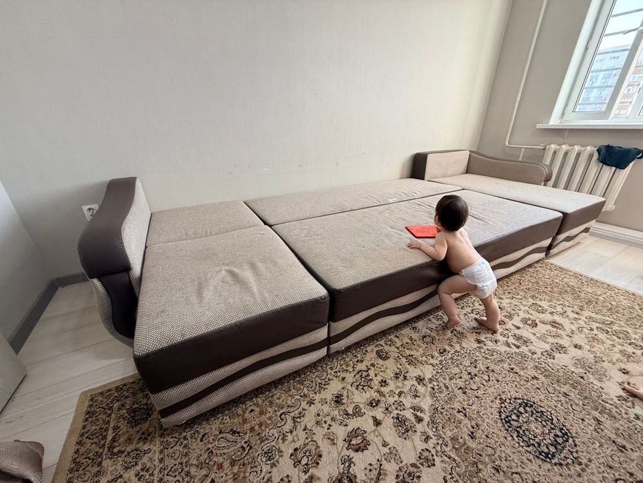 Продам диван угловой