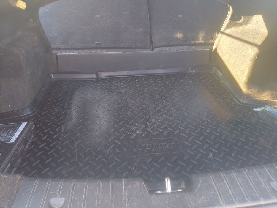 Vând Chevrolet aveo negru,an noiembrie 2007,motor 1.2 benzina