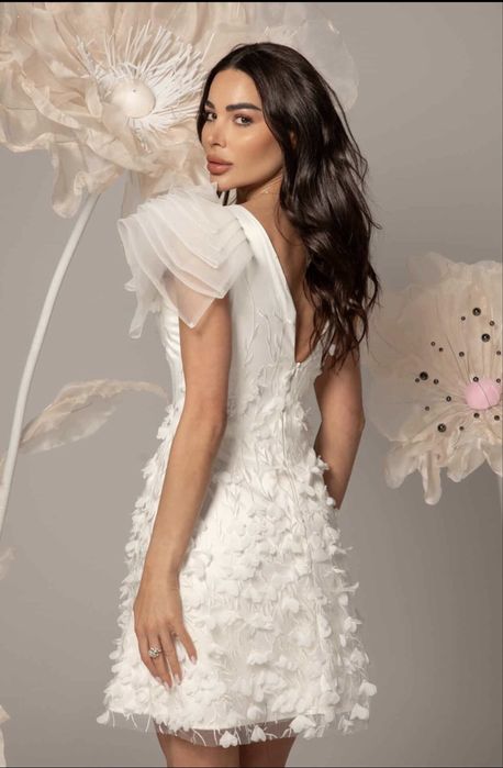 Рокля COCOON бяла