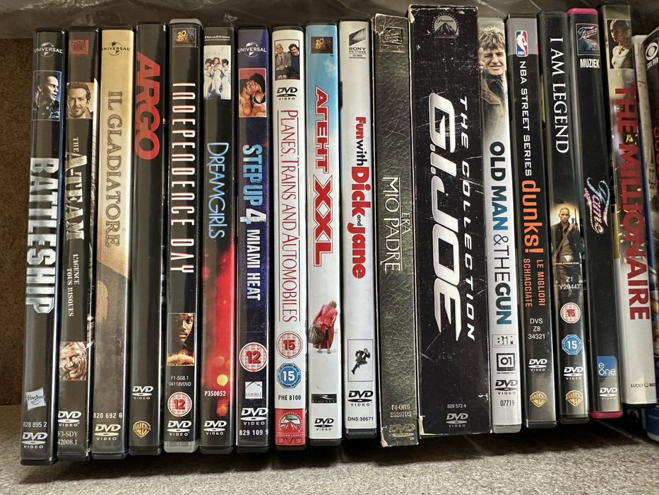 Филми DVD Blu-ray Marvel Disney Star Wars Star Trek Shrek Dune DC