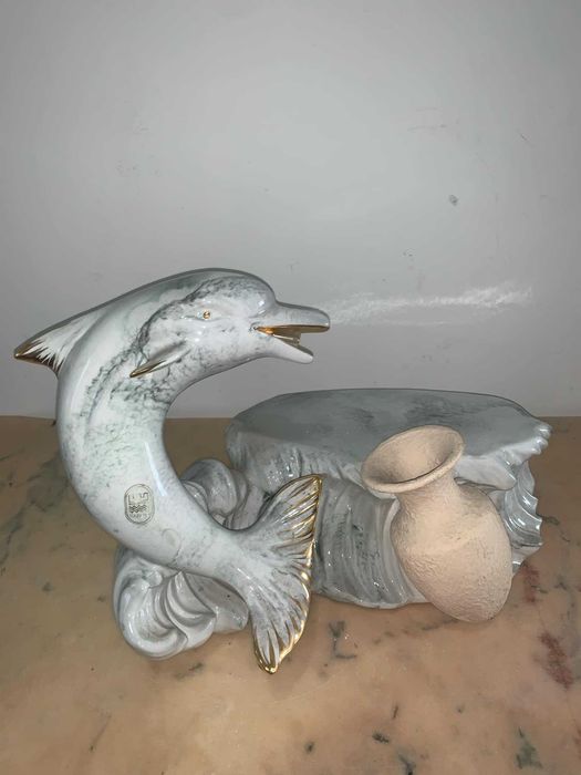 Fantana arteziana din portelan