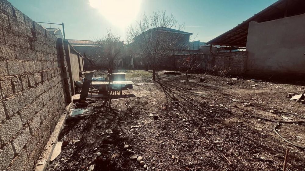 3,74 sotik yer sotiladi