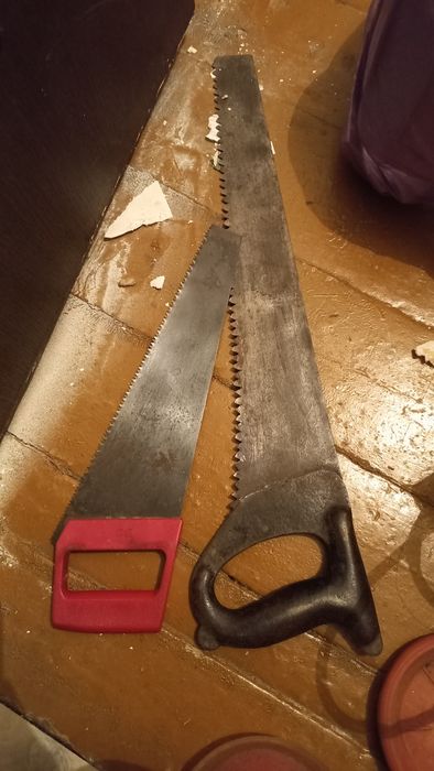 Продам пилы 2 штуки