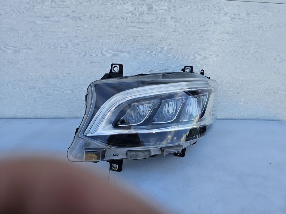 Far stanga original Mercedes Sprinter W907 Full Led