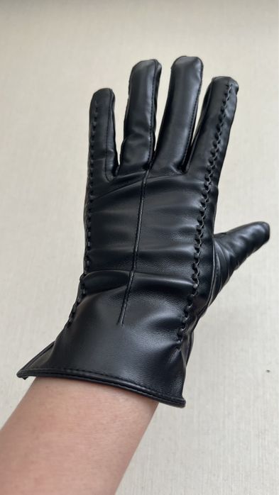 Новые утепленые перчатки