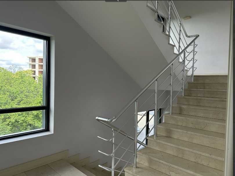 Дава се под наем Офис в Варна, Център - 50 кв.м за 375 € - Снимка #6