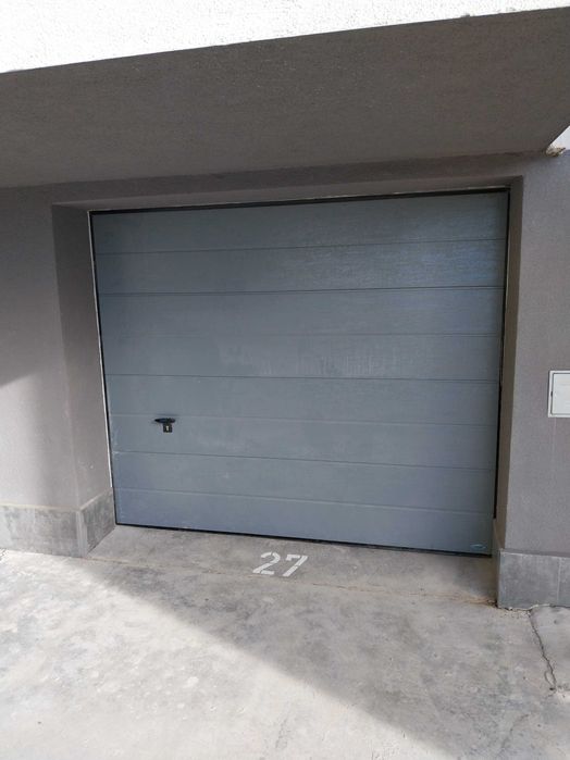 Дава се под наем Гараж / Паркомясто в София, Кръстова вада - 29 кв.м за 149.43 € - Снимка #1