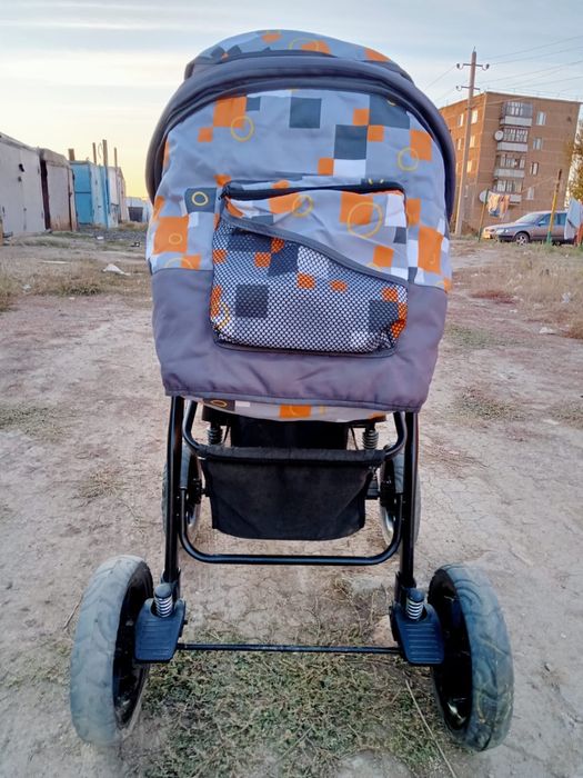 Продам каляску зима лето