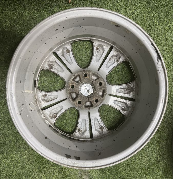 Диск титанки R17 5x114.3 Hyundai оригинал