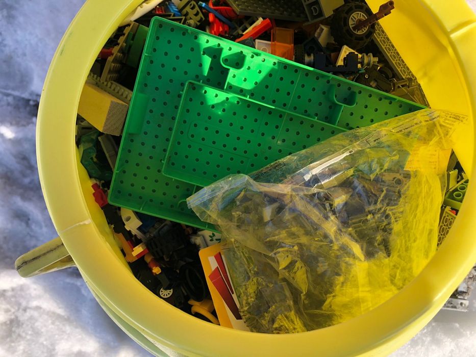 Продам Lego россыпью