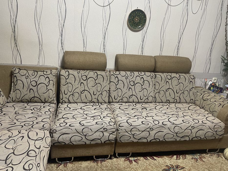 Продаётся диван