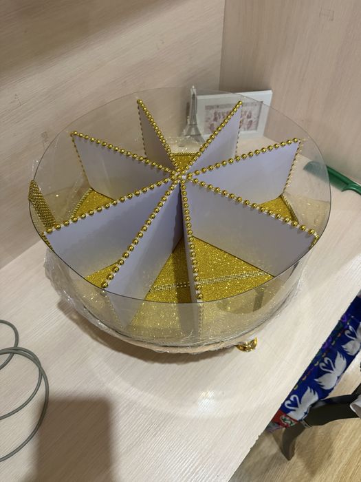 Корзина с крышкой
