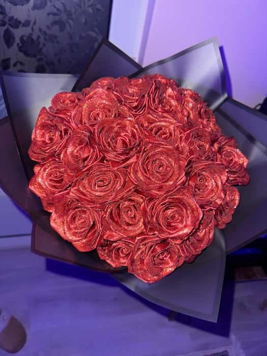 Buchet de trandafiri din satin