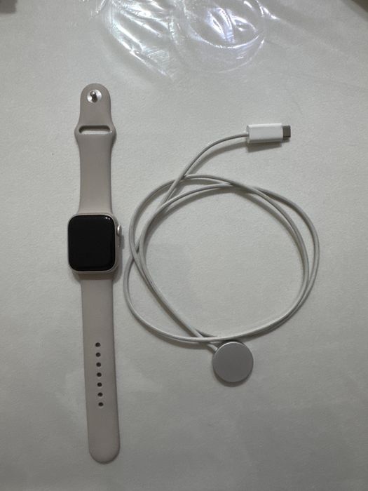 Apple Watch 8 kabeli bilan