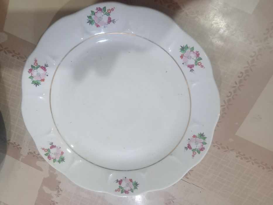 Продам супницу, блюдо.