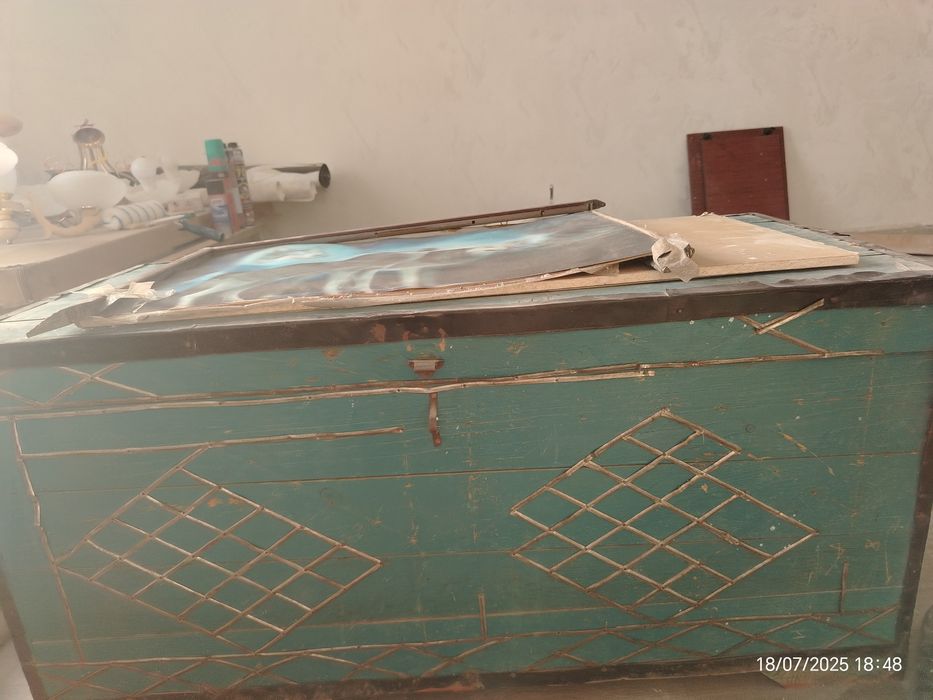 Сандык ( бурынгынын аршасы ) сатылады