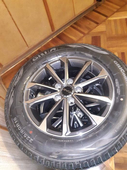 Янги холатдаги 4та балон дискани сотаман