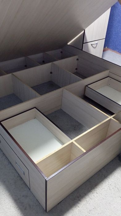 Спальный гарнитур