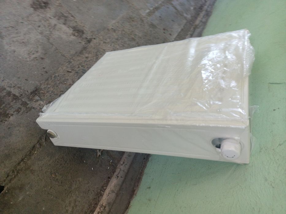 Продам  радиатор