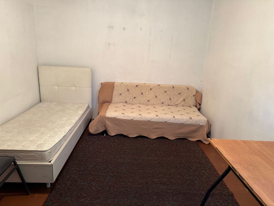 Сдам комнату с прихожей в частном доме