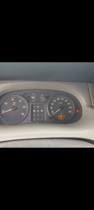 Opel Vivaro 8+1 lung