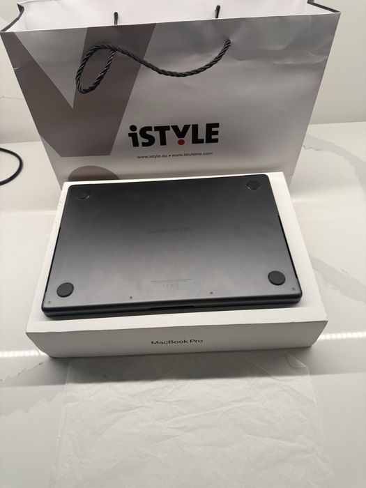 Macbook Pro 14" M4 Pro чип с 14 CPU/ 20 GPU 24GB / 1TB ЦЕНА: 3999 лв.