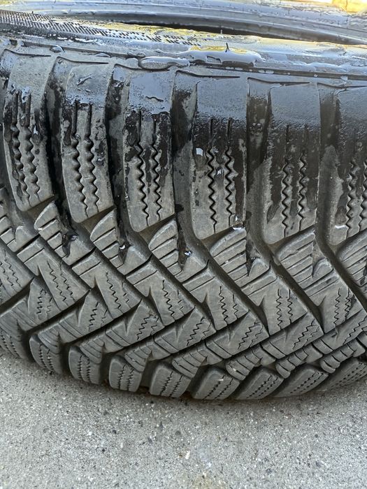 4 броя зимни гуми Laufenn