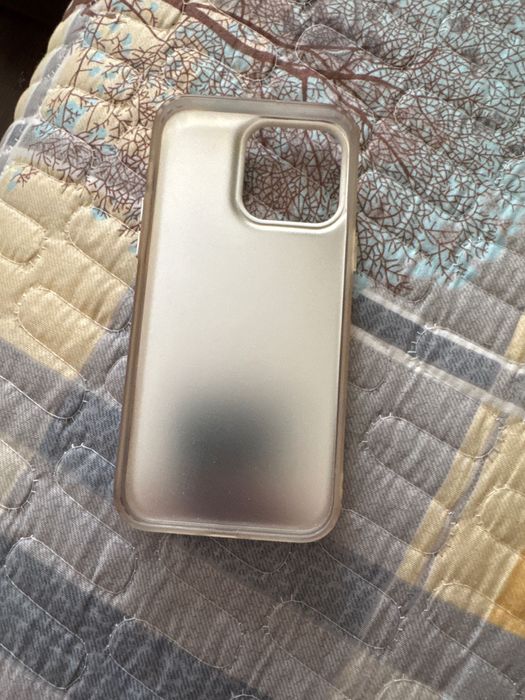 Продаются чехлы на айфон 15 про Макс