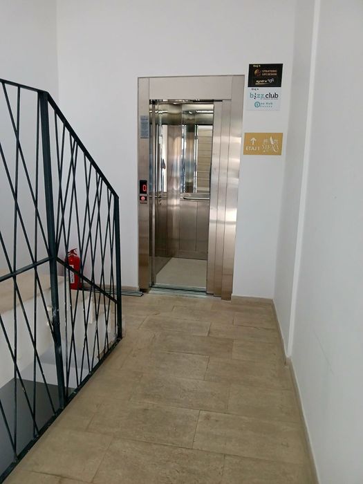 Spatiu de închiriat  174 m- metrou Timpurii Noi / Tineretului