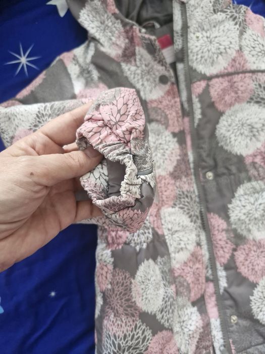 Куртка для девочек 5,6 лет