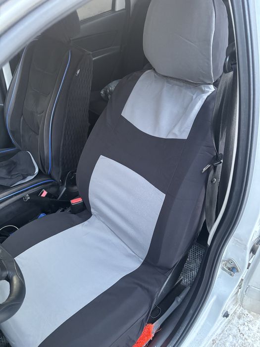 Продам авточехлы