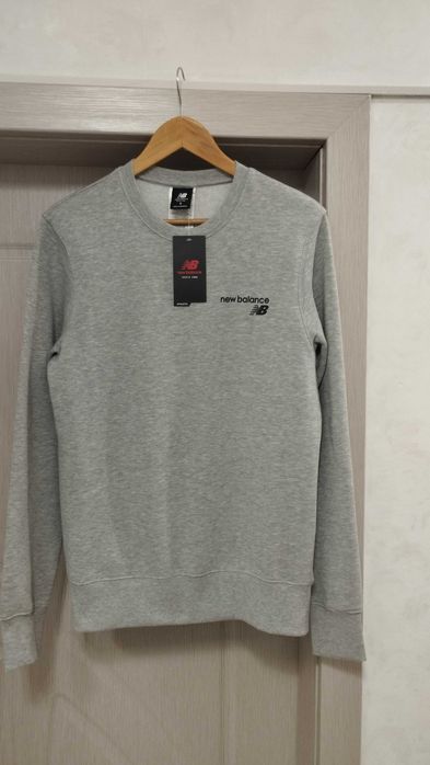 Блуза New Balance Slim fit ,сива.Размер S, цена 58.70 лв/ 30.00 евро