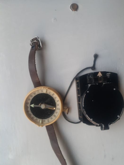Продаётся советские компасы