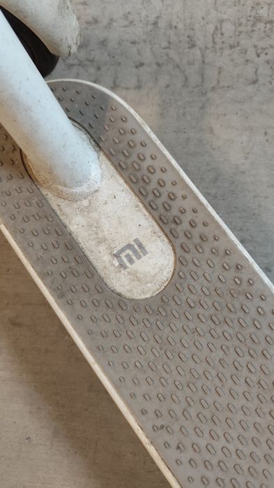 Електрическа тротинетка Xiaomi M365