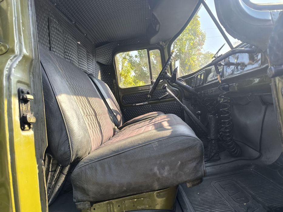 Зил 131  сотилад, урал матор камаз телешка ресор нарашкаси бор