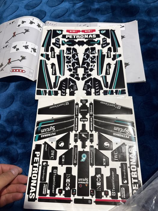 Vând lego F1 Mercedes F1 car Mașina de curse Mercedes-AMG F1
