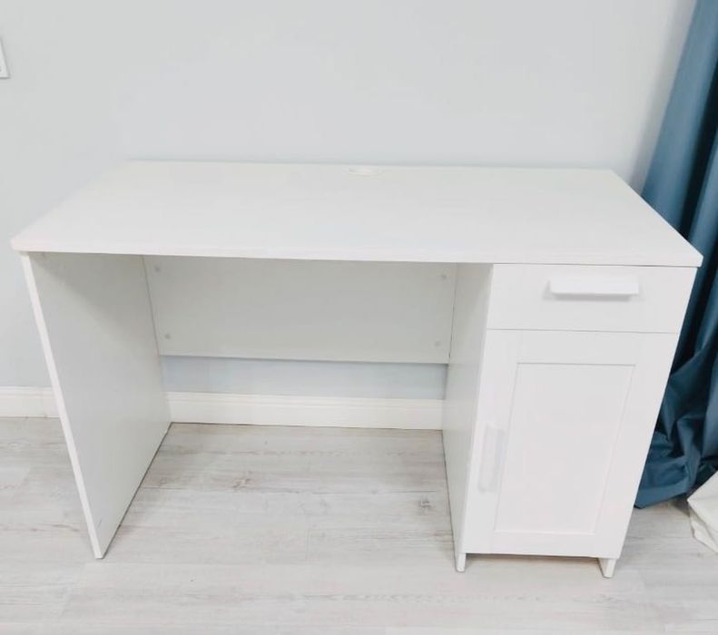 Письменный стол 120х65х75 ИКЕА