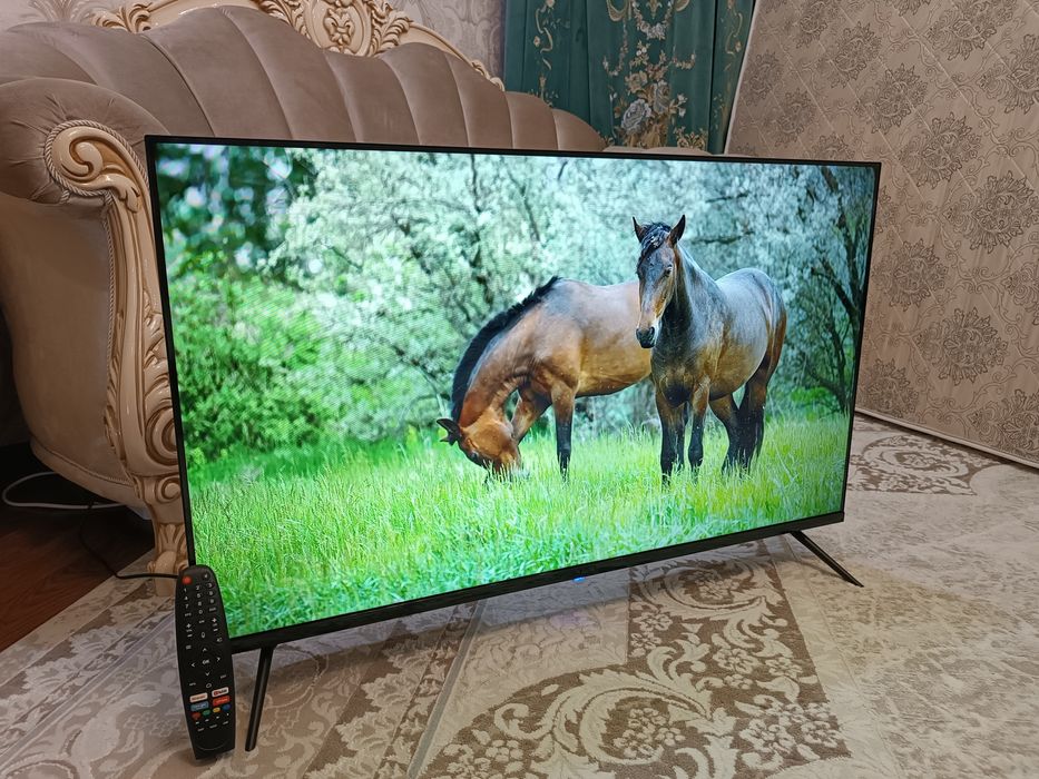 Телевизор SAMSUNG Smart led Современный.