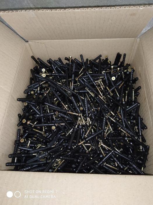 Самарез ,дюбель гвоздь пресс шайбы анкерный  болт шпилька гайка цанга