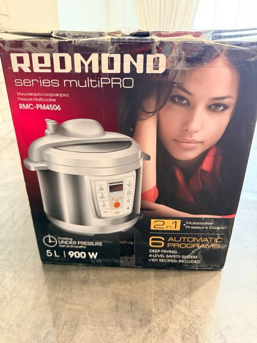 Продам мультиварку Redmond RMC PM4506