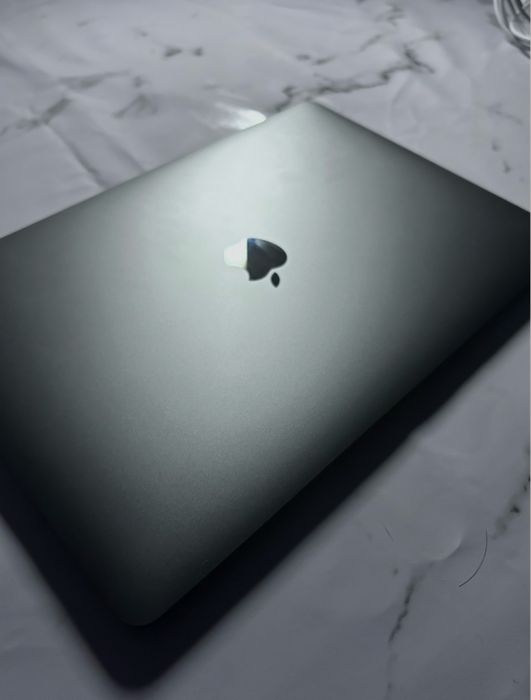 Mac book air 13. M1 2020